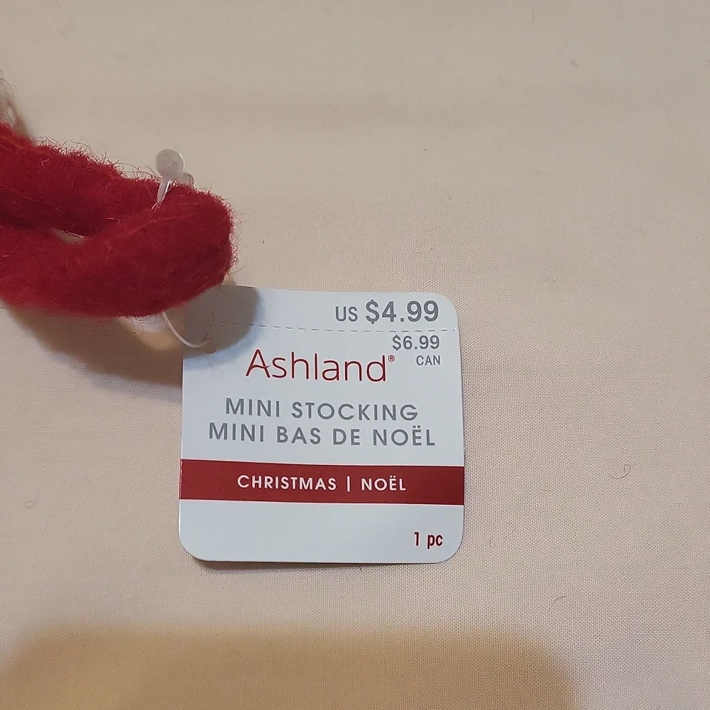 'P' Mini Stocking - Picture 3 of 3